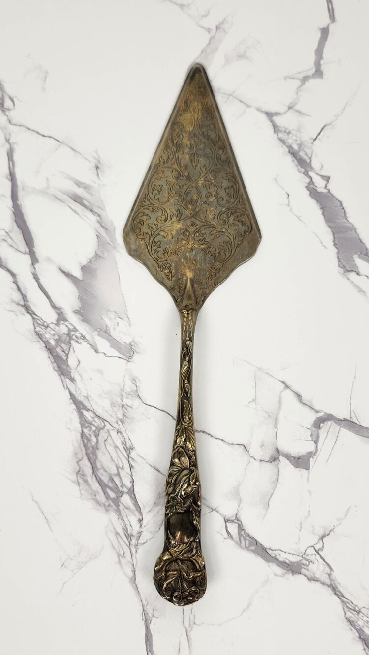 Vintage Italian Gold Plated Cake Server Ornate Floral Engraved Pastry Pie Slice